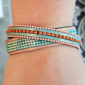 Beautiful Plunder Bracelet